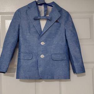 Nautica 4T 3pc boys suit. Jacket pants bow tie